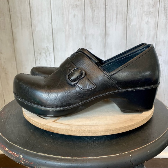 Dansko Leather Buckle Strap Clogs R - Picture 1 of 7